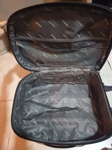 MALA DE VIAGEM EM TECIDO