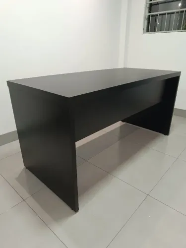 Escrivaninha MDF 25mm Nova 1.30m x 60cm - Entrego
