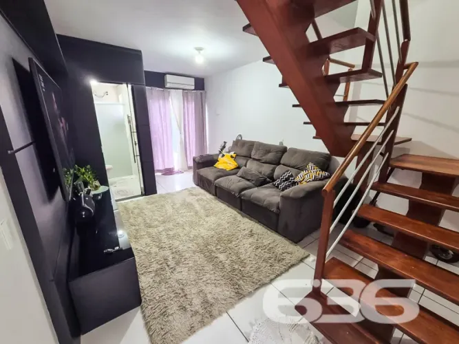 Casa | Joinville | Espinheiros