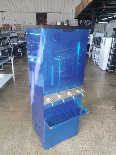 Bebedouro Inox 200l 4 Torneiras Geladas 200l 220v Venâncio