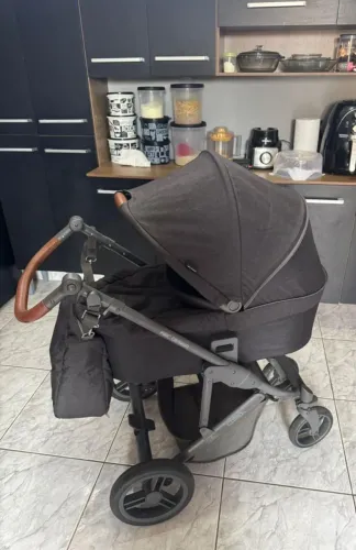 Carrinho de bebê abc design como 4 + isofix + poltrona de amamentação.