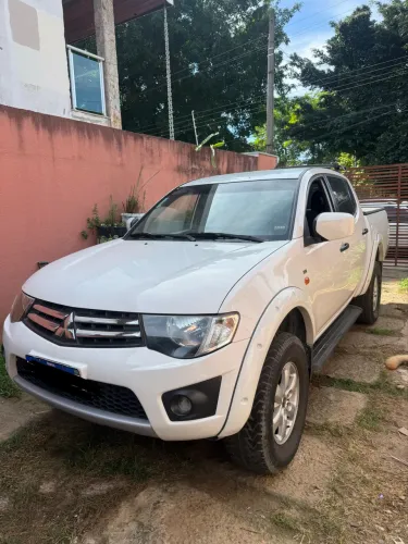 Mitsubishi L200 Triton GLS 3.2 CD TB Int.diesel MEC 2013