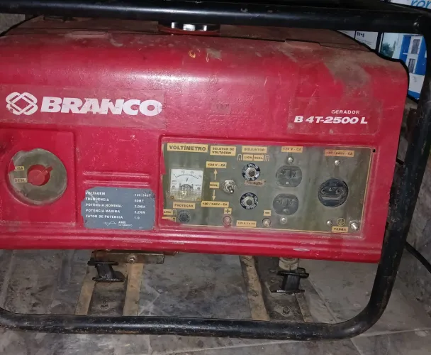 Gerador energia blanco 4t 2500L