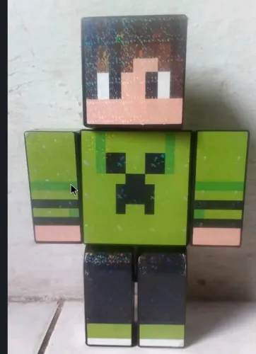 Vendo boneco do Minecraft e enaldinho original