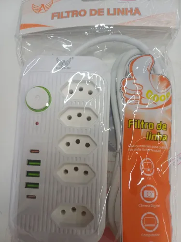 Filtro de Linha com 3 metros com 2 tipo C e 3 USB com 4 tomadas Altomex SL6501-3M