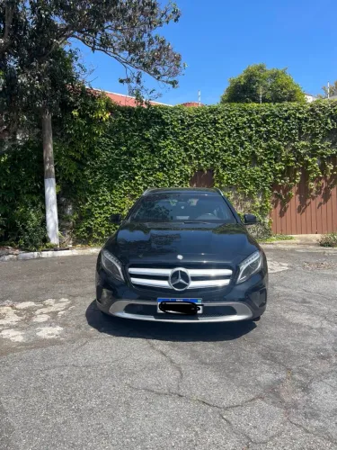 Mercedes-Benz GLA 200 Adv. 1.6/1.6 TB 16V Flex Aut. 2015
