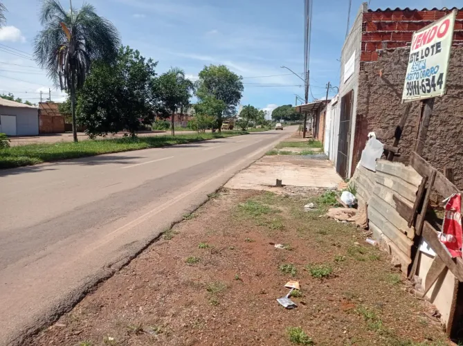 OPORTUNIDADE LOTE COMERCIAL BARATO R$110.000.AGUAS LINDAS