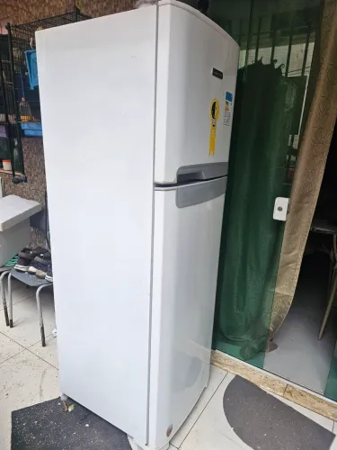 Geladeira continental 370 litros