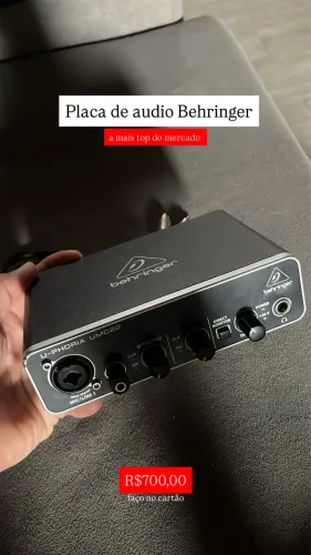 placa de audio Behringer 