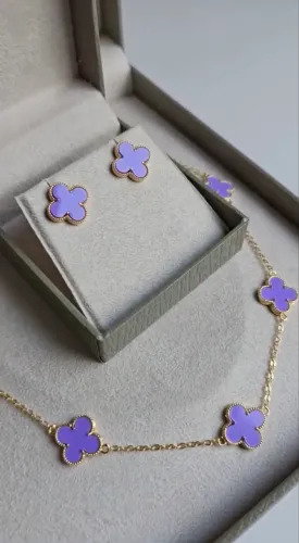 Conjunto de trevo lilás semijoia 
