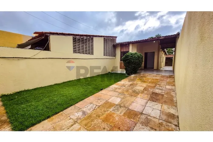 Casa de 198m² no Bairro José de Alencar