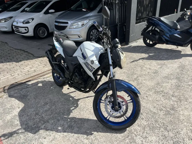Yamaha/Fazer 250 2014/2014 Imperdível Financio Troco