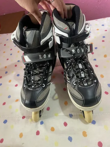 Patins Roller Pro seminovo (usado apenas 2 vezes)