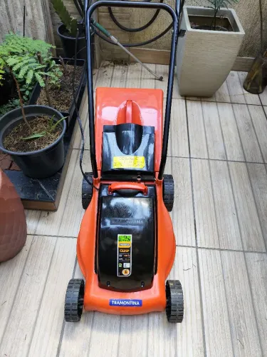 CARRINHO DE CORTAR GRAMA 110V TRAMONTINA