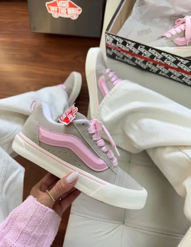 Tênis Vans old Knu Feminino-Confortavel 