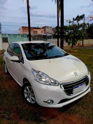 Peugeot 208 Active/active Pack 1.5 Flex 8V 5P 2015