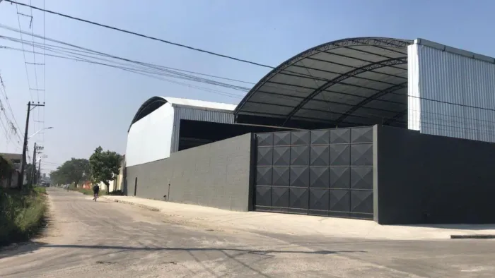 Galpão para alugar de 2200m2- chácara Rio-Petrópolis,Duque de Caxias