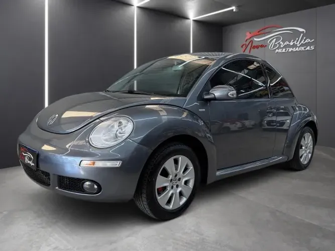 Volkswagen New Beetle 2.0 MI Mec./aut. 2010