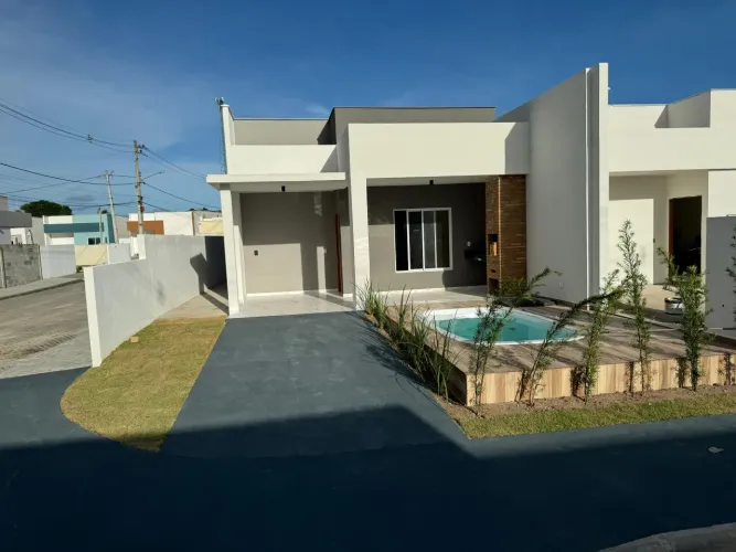 Casa de condomínio para venda com entrada facilitada de R$8 de mil- possui 160m2 com 3/4