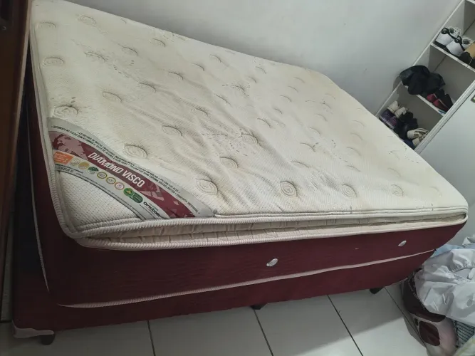 Cama de casal - doação