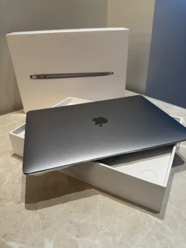MacBook Air M1 / 256GB SSD 8Gb de ram / seminovo