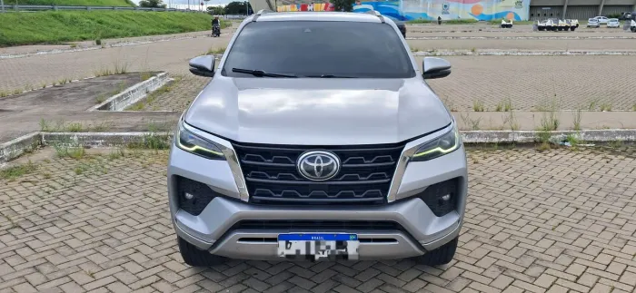 Toyota Hilux SW4 SRX 4X4 2.8 TDI 16V Dies. Aut. 2021