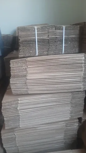 Vendas de caixa de papelao novas