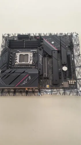 Placa mãe Rog Strix B650 E Hero