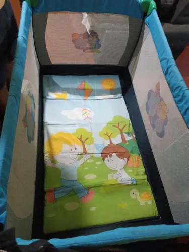 Vendo chiqueirinho Menino em bom estado