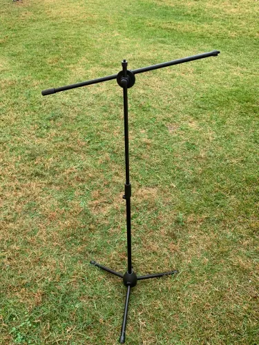 Tripé Profissional Zellmer TM-200 com Suporte para Microfone - Novo