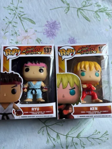 Bonecos Ryo e Ken
