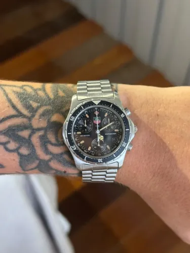 Tag Heuer 2000 Professional Chronograph