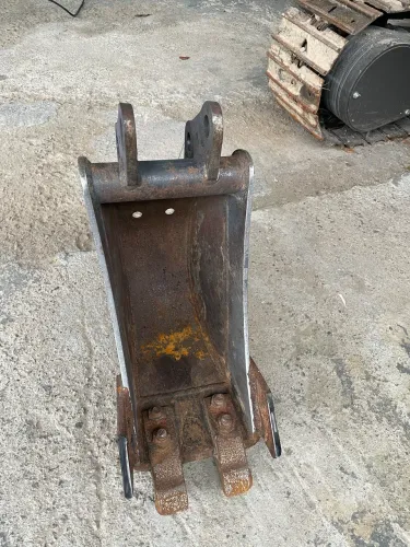 Concha mini escavadeira