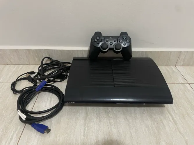 PS3 Super Slim 160gb com vários jogos