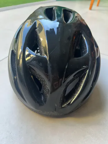 Capacete de Ciclismo ASW com Luz Traseira LED