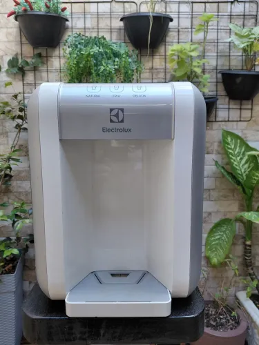 Purificador Electrolux Eletrônico Digital Bivolt Pe11b