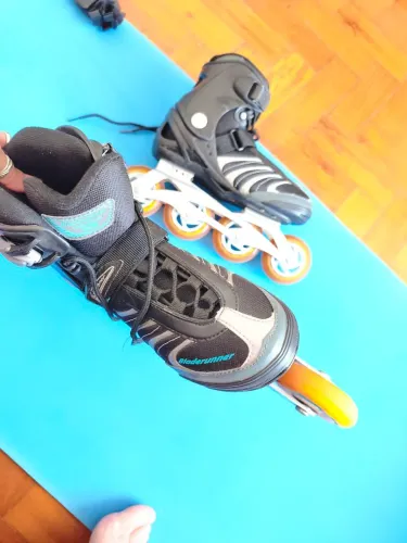 Vendo par de Patins Bladerunner