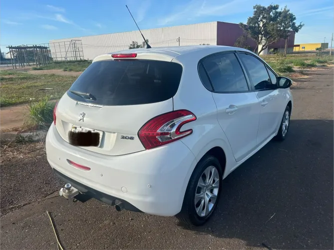 Peugeot 208 Active/active Pack 1.5 Flex 8V 5P 2016
