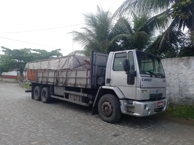 Vendo Caminhão Ford Cargo 2422e ano 2007