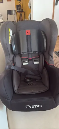 Cadeirinha para transportar bebê no carro 