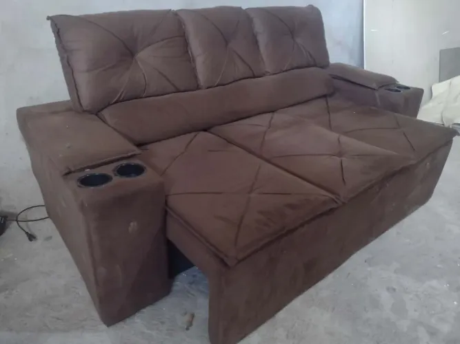 Sofá retrátil reclinável novo