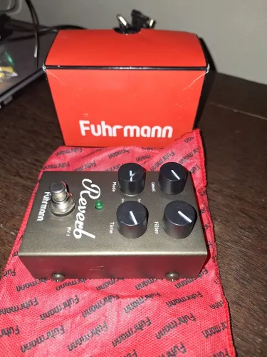 PEDAIS FUHRMANN RV-1 e FUHRMANN ANALOG DELAY