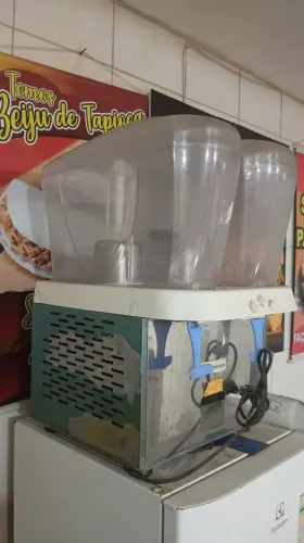 Refrequeira Venâncio 2 cubas