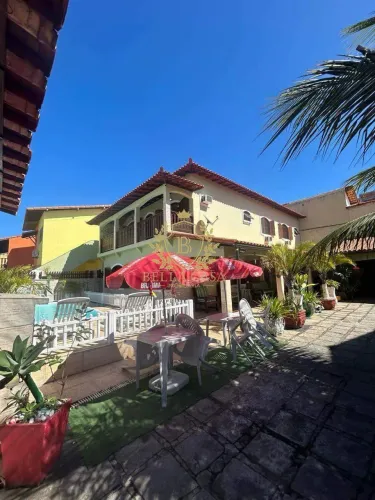 Casa ampla, mobiliada e com piscina  Centro, Saquarema/RJ