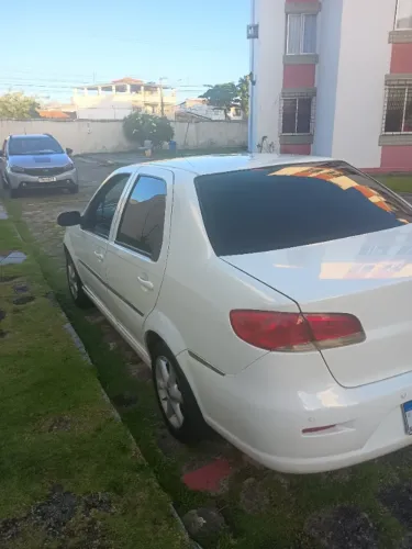 Fiat Siena Tetrafuel 1.4 MPI Fire Flex 8V 4P 2011