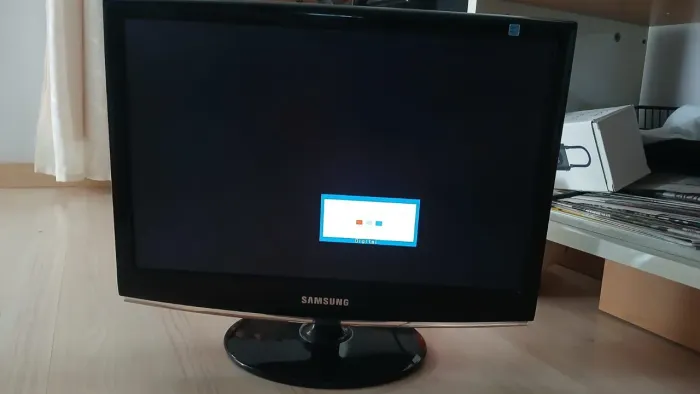 Monitor (Leia a descrição)