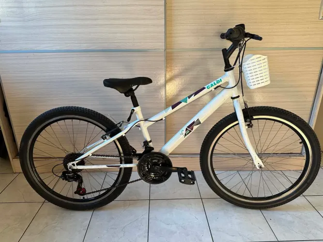 Bicicleta aro 24 caloi ceci 21 marchas