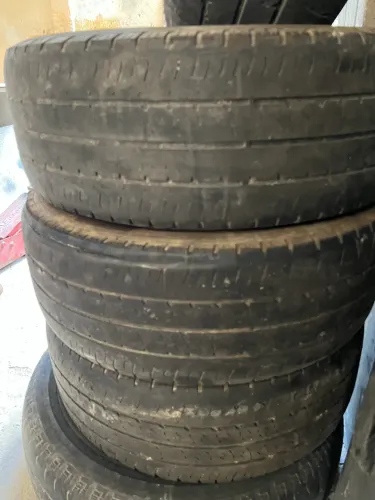 Pneu 235/75/16 