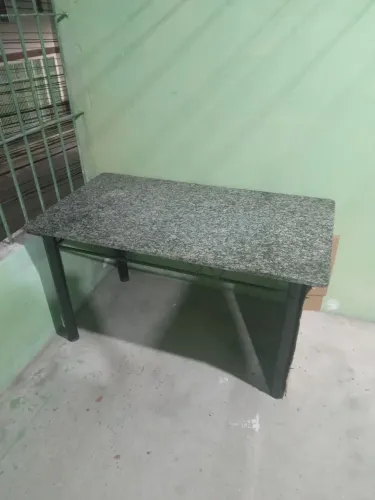 Mesa de pedra de marmore