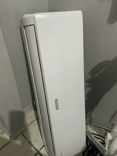 Ar-condicionado AGRATO 18000BTus